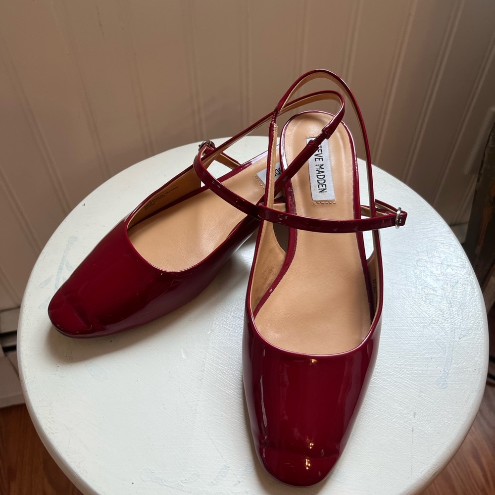 Steve Madden Red Flats with Patent Finish